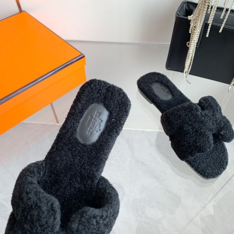 Hermes Slippers